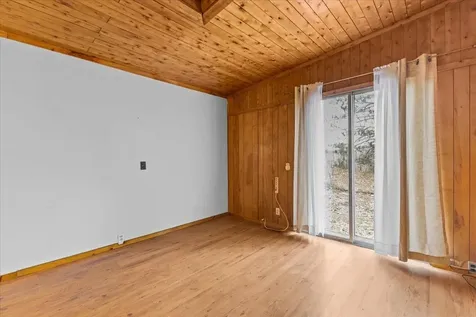 83 East Salem Drive Derby VT 05829