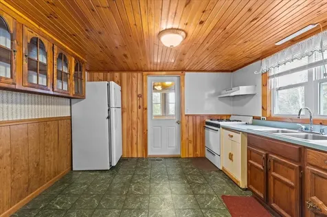 83 East Salem Drive Derby VT 05829