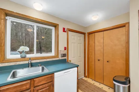 25 Brian Lane Laconia NH 03246