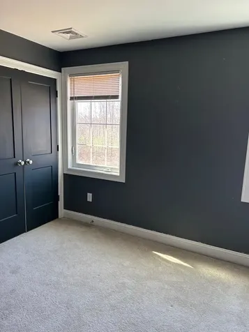28 Village Place Drive Barrington NH 03825