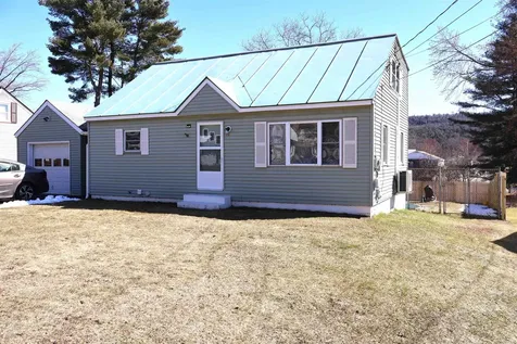 123 Hanover Street Hartford VT 05001