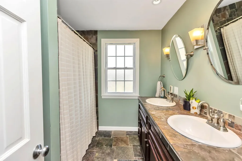 25 Joppa Road Merrimack NH 03054