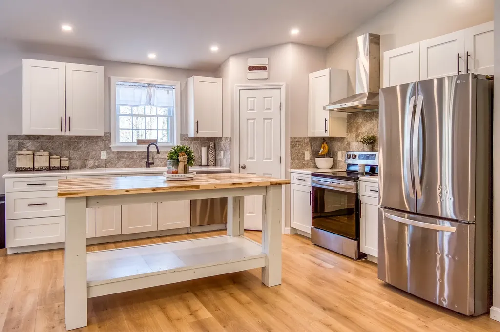1845 Broomstick Hill Road Littleton NH 03561