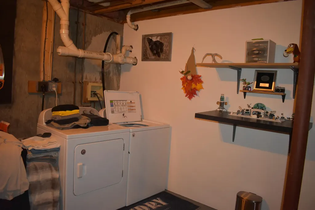 34 Marsten Lane Enfield NH 03748