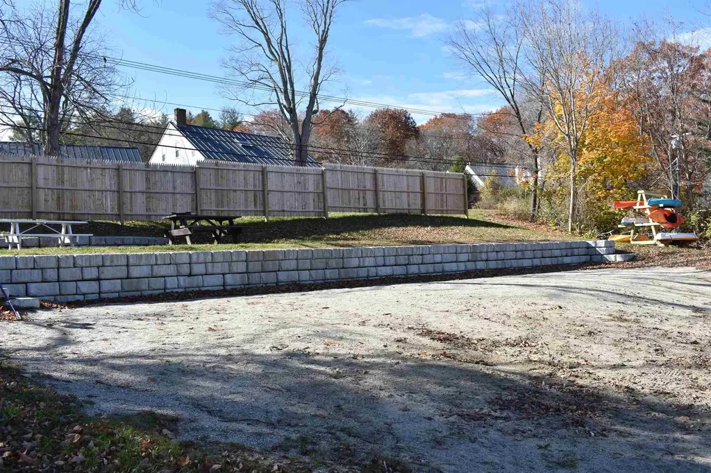 34 Marsten Lane Enfield NH 03748