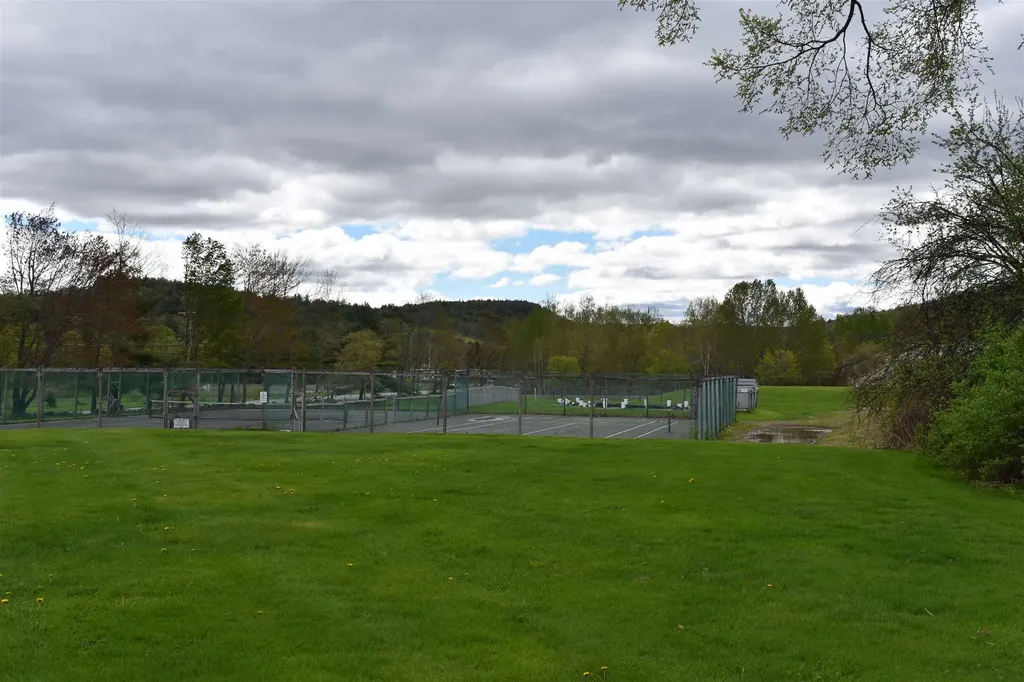 34 Marsten Lane Enfield NH 03748