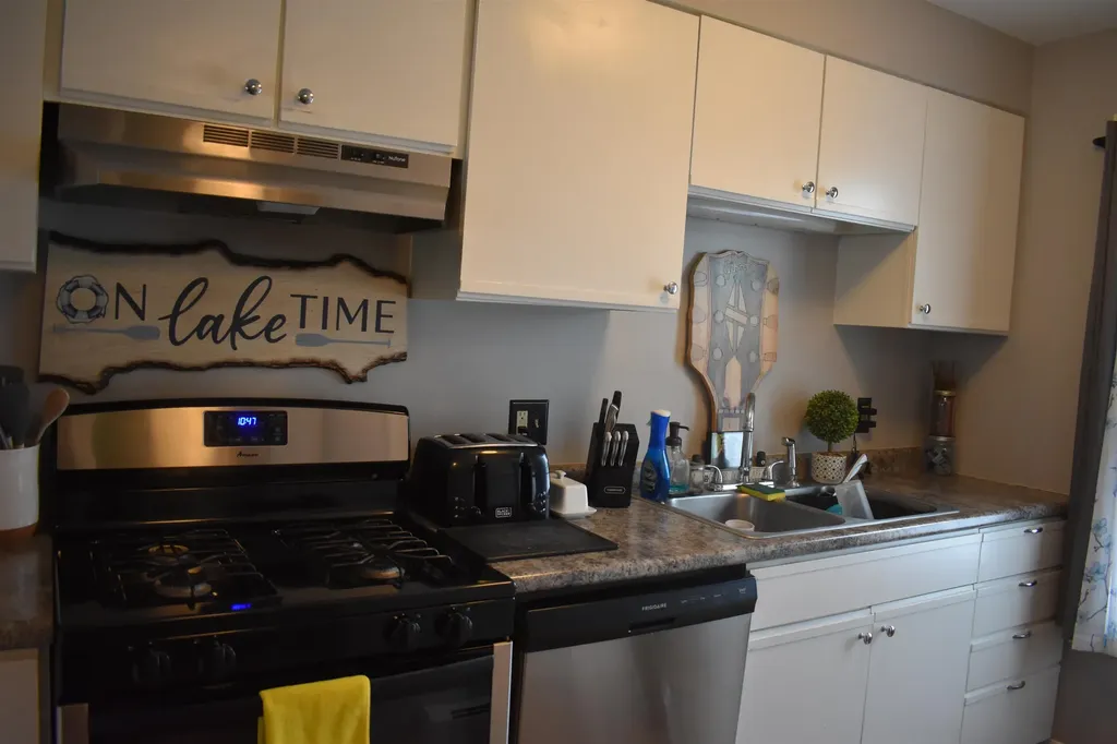 34 Marsten Lane Enfield NH 03748