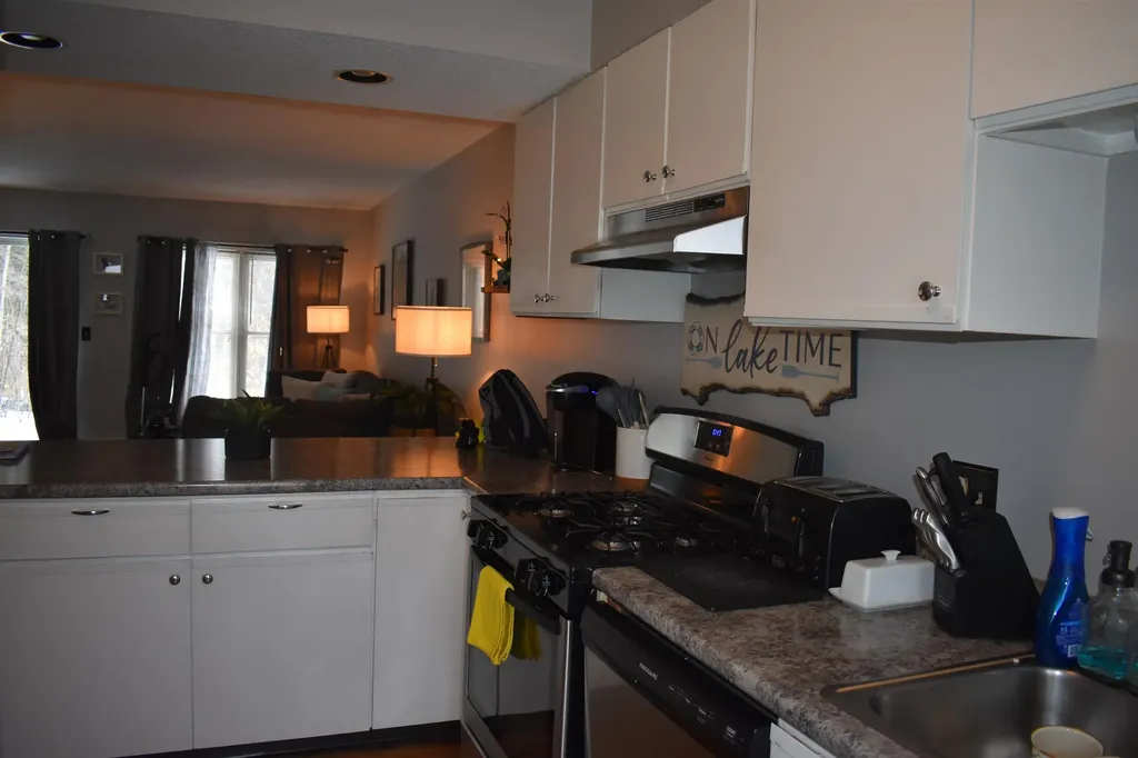 34 Marsten Lane Enfield NH 03748