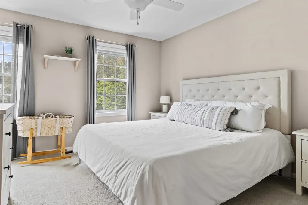 109 Olde Bridge Lane Epping NH 03042