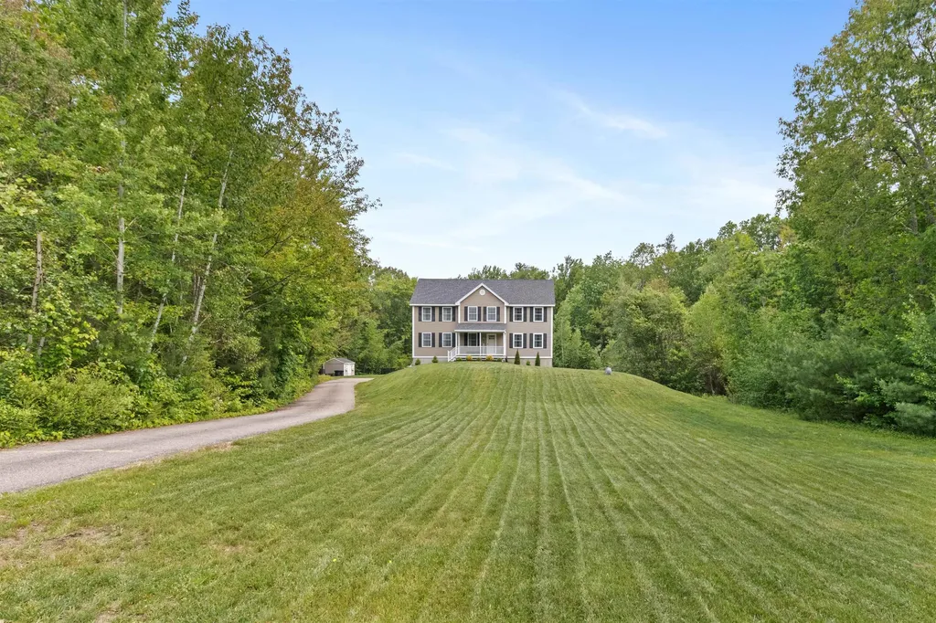 109 Olde Bridge Lane Epping NH 03042
