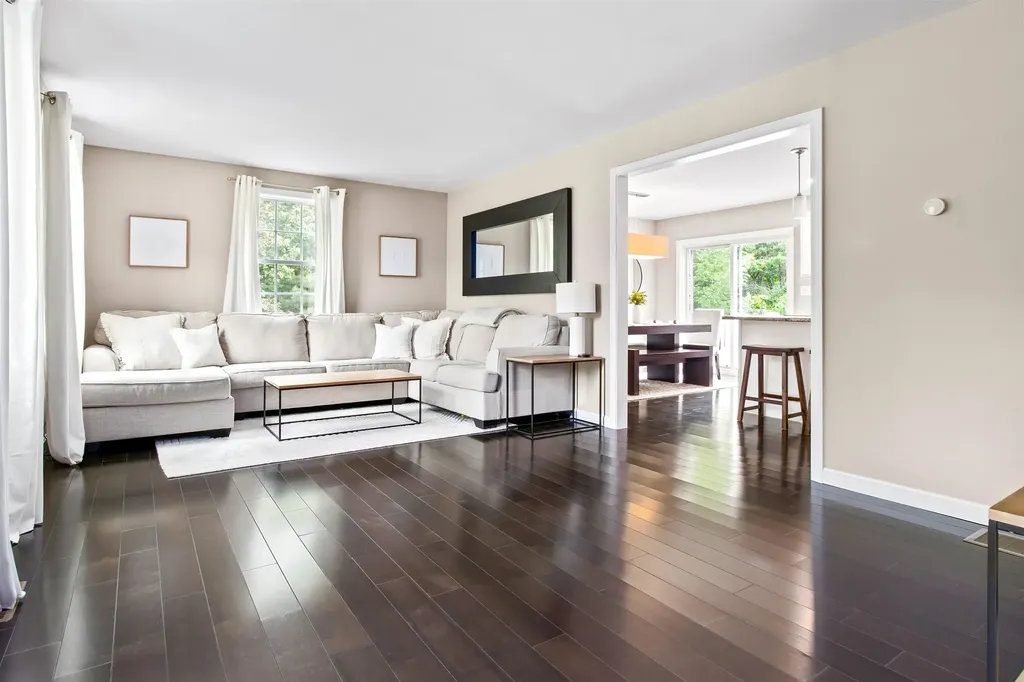 109 Olde Bridge Lane Epping NH 03042