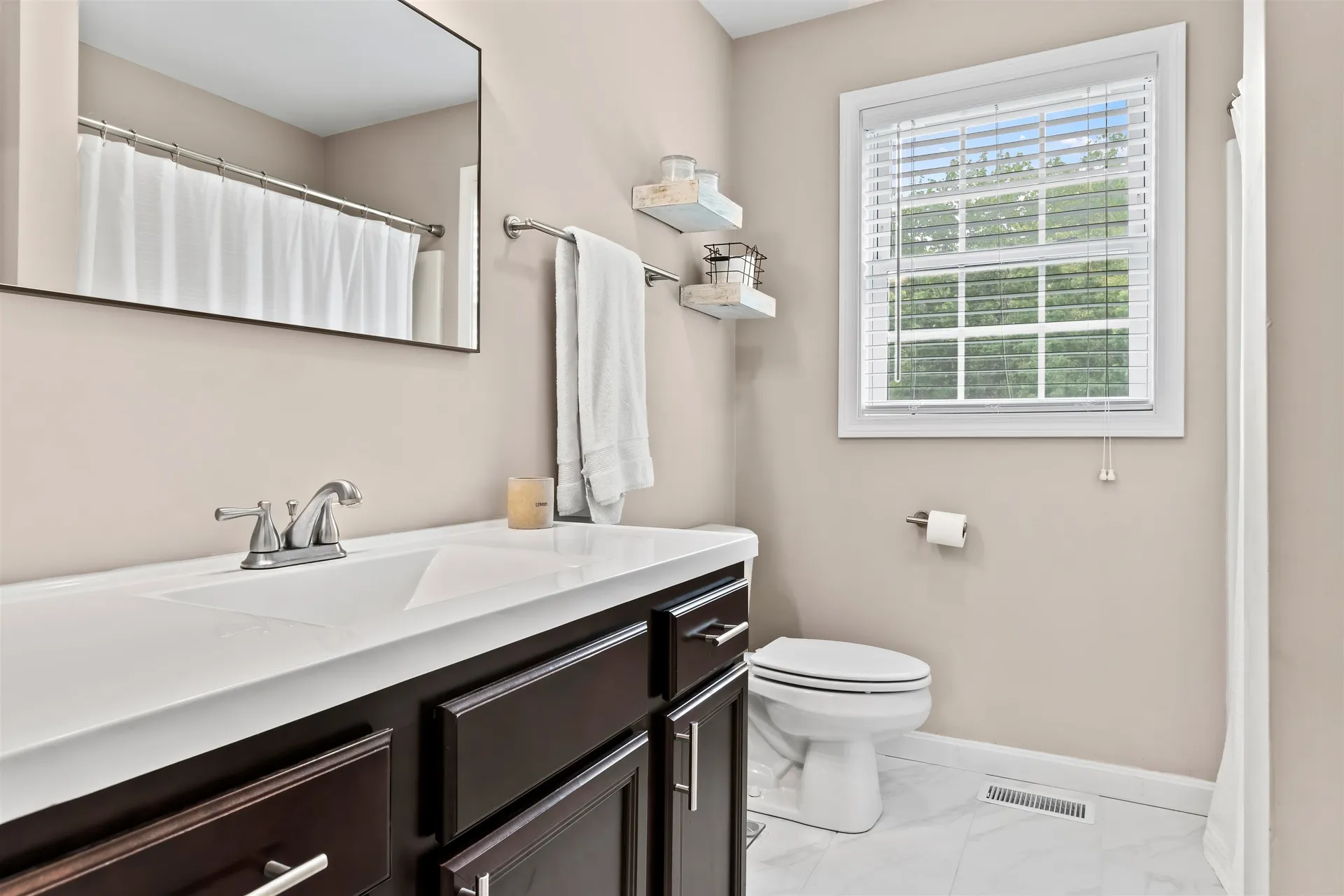 109 Olde Bridge Lane Epping NH 03042