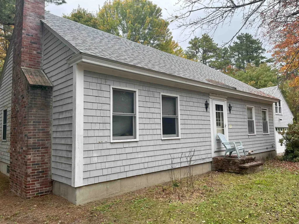 594 Ossipee Lake Road Freedom NH 03836-4425