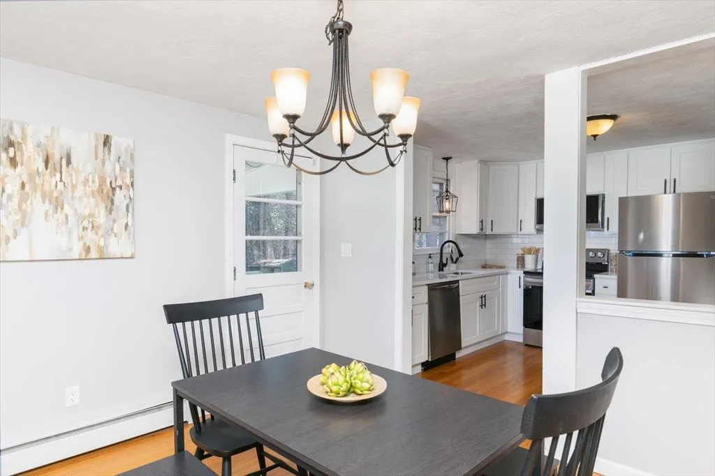 11 Barron Avenue Salem NH 03079