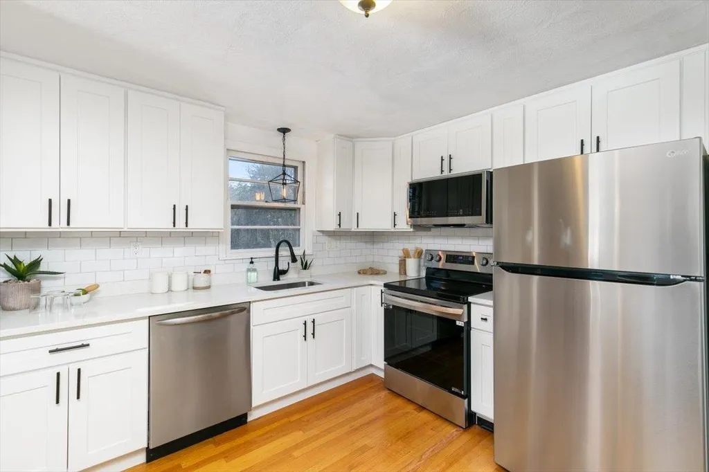 11 Barron Avenue Salem NH 03079