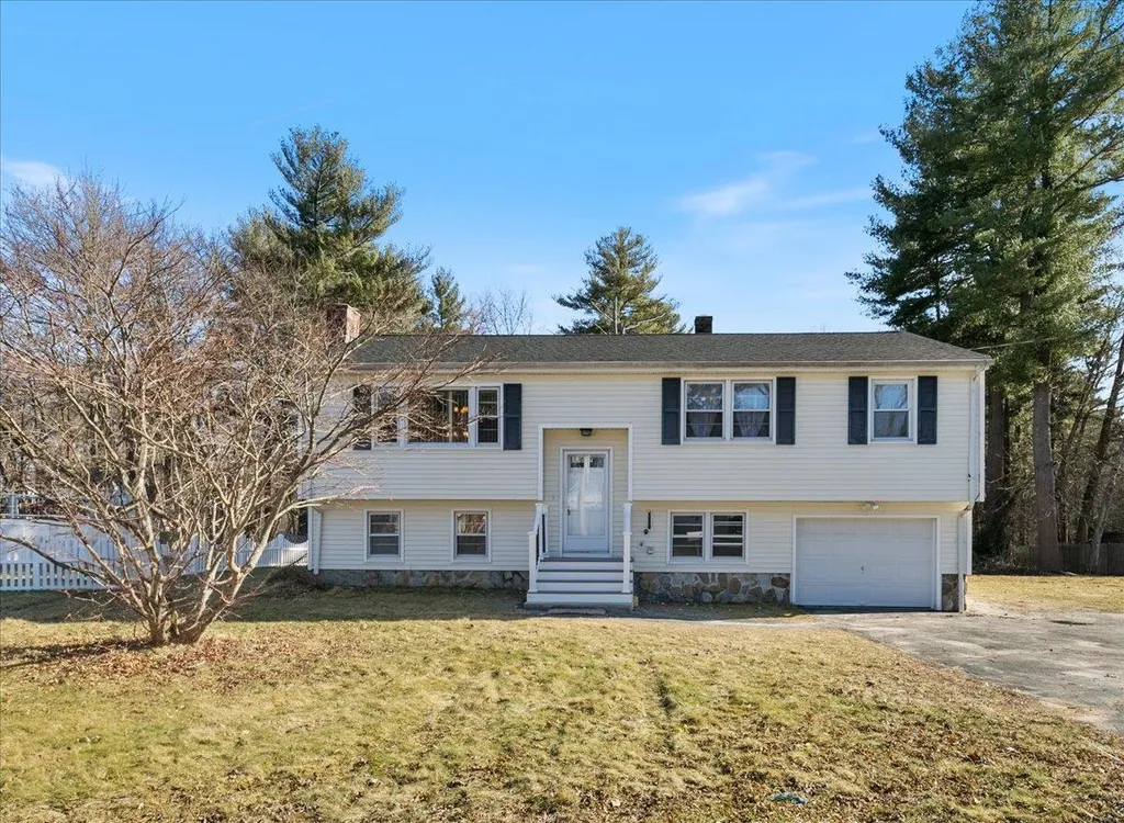 11 Barron Avenue Salem NH 03079