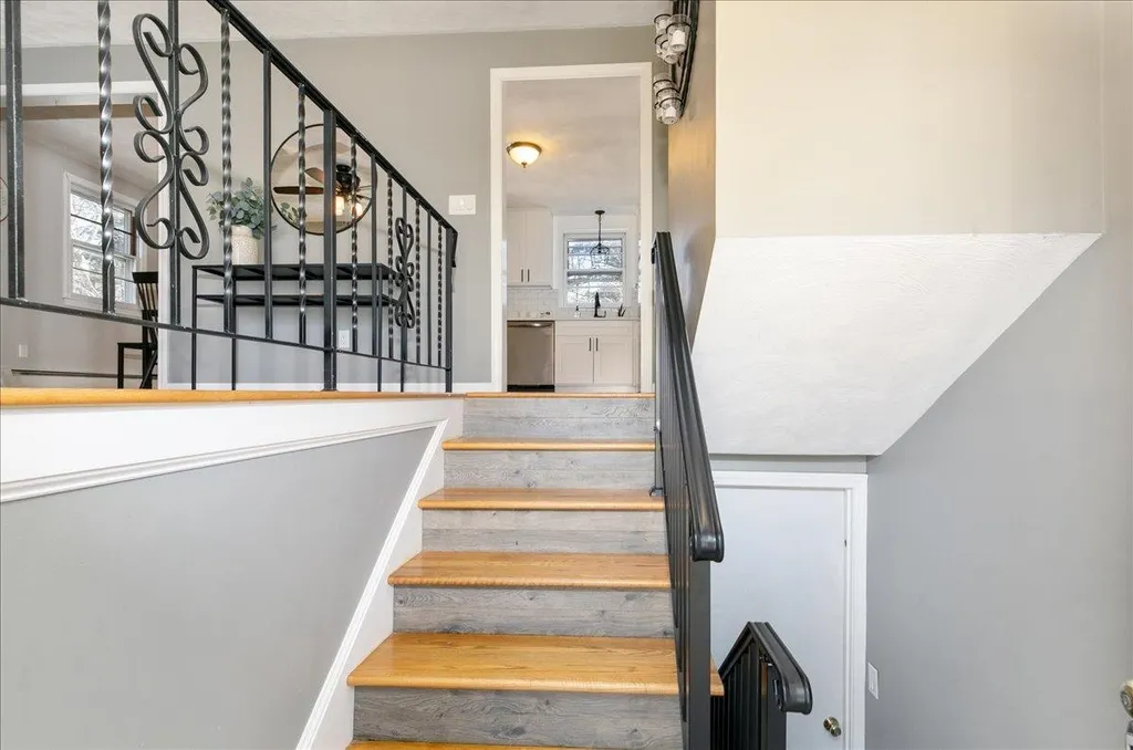 11 Barron Avenue Salem NH 03079