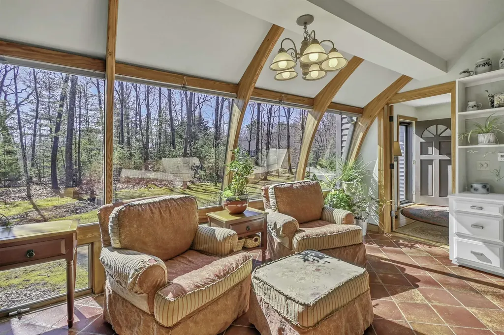 1 Colonial Way Exeter NH 03833