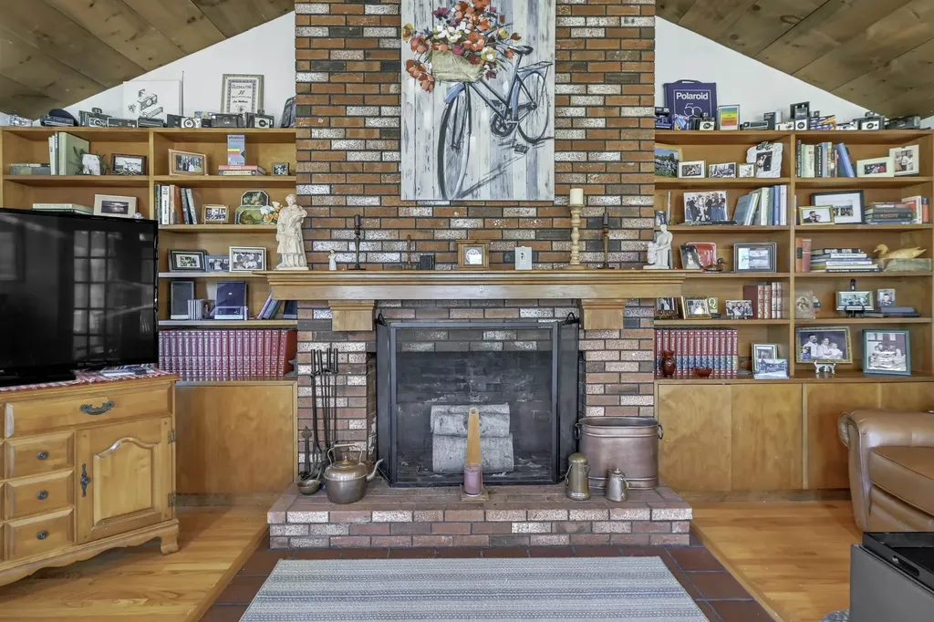 1 Colonial Way Exeter NH 03833