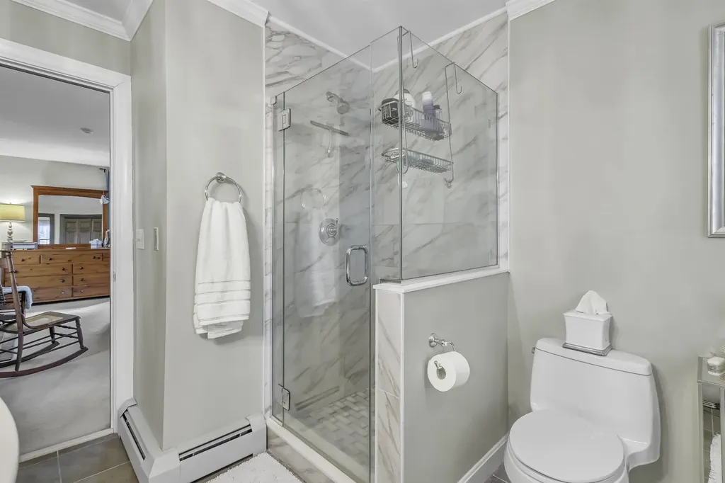 1 Colonial Way Exeter NH 03833