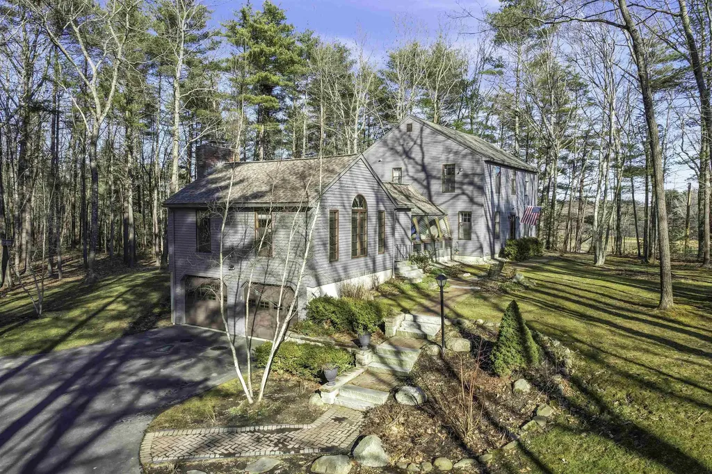 1 Colonial Way Exeter NH 03833