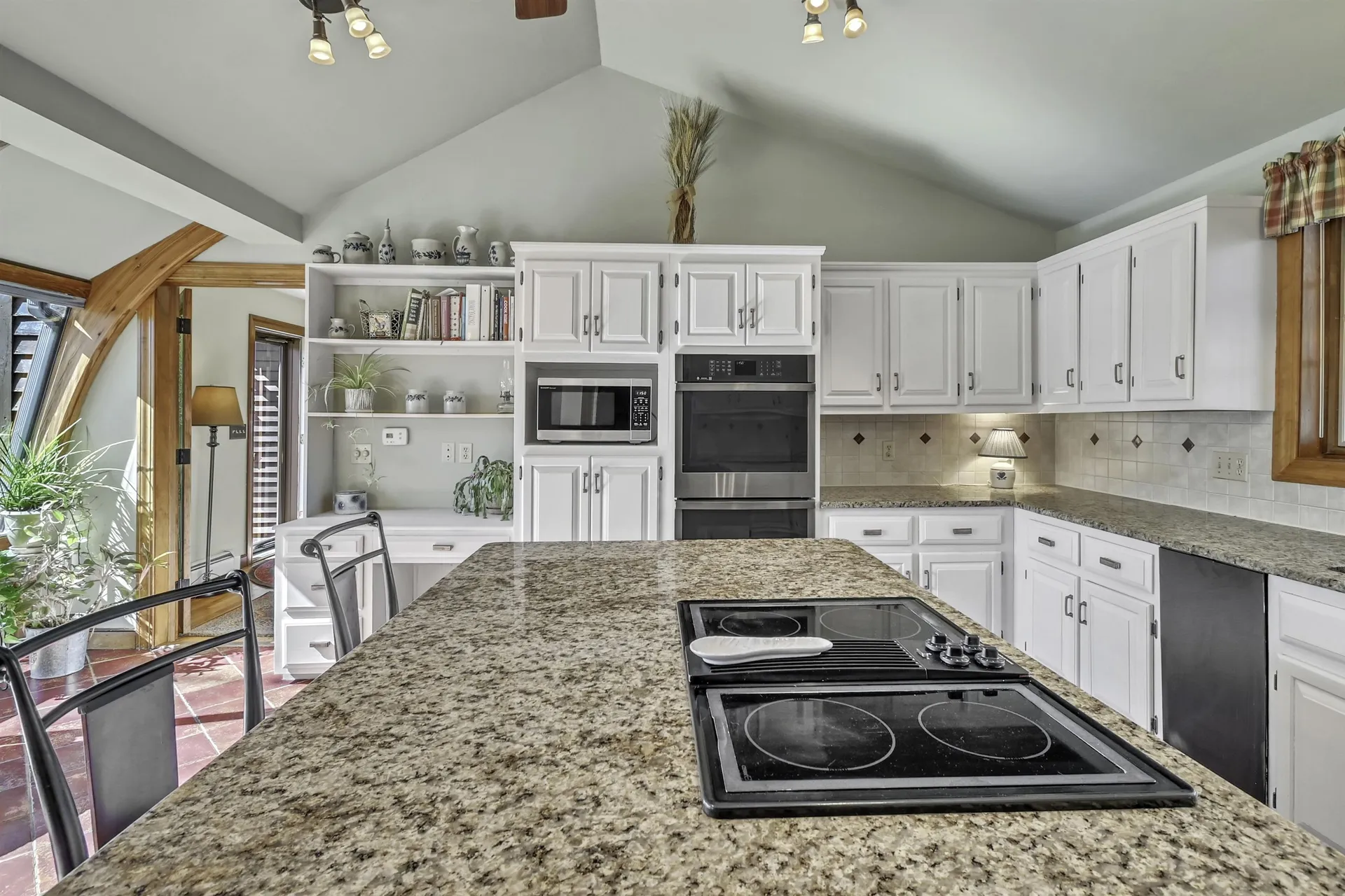 1 Colonial Way Exeter NH 03833