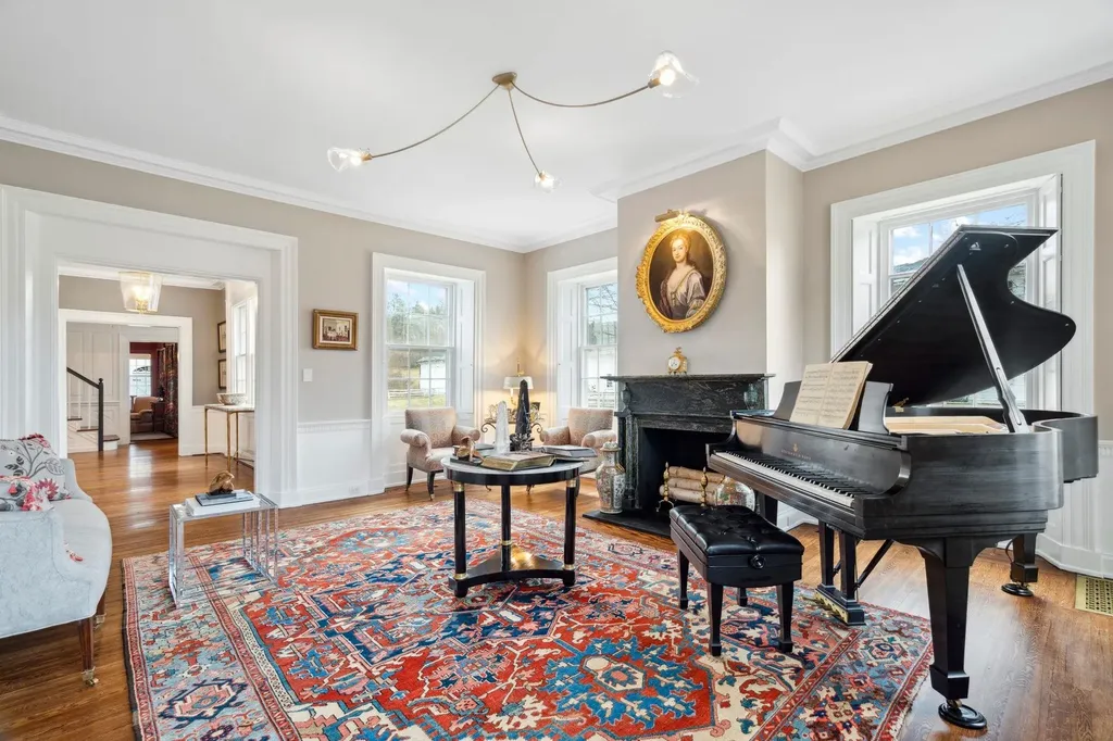 17 Wheeler House Drive Orford NH 03777