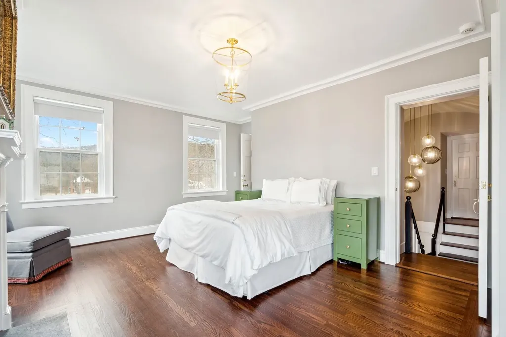 17 Wheeler House Drive Orford NH 03777