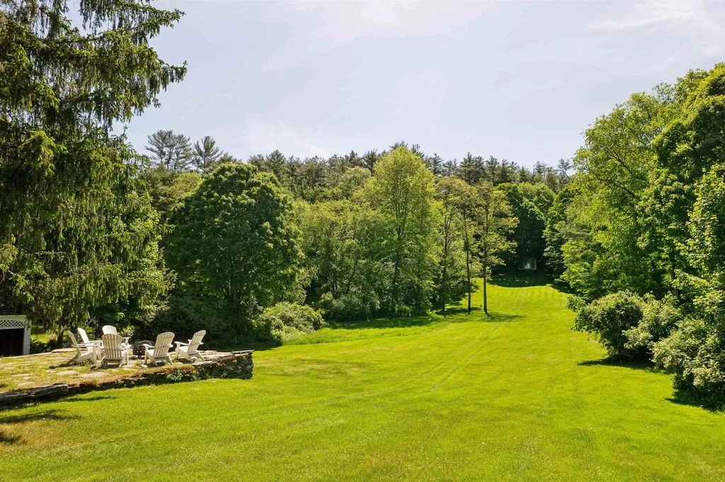 17 Wheeler House Drive Orford NH 03777