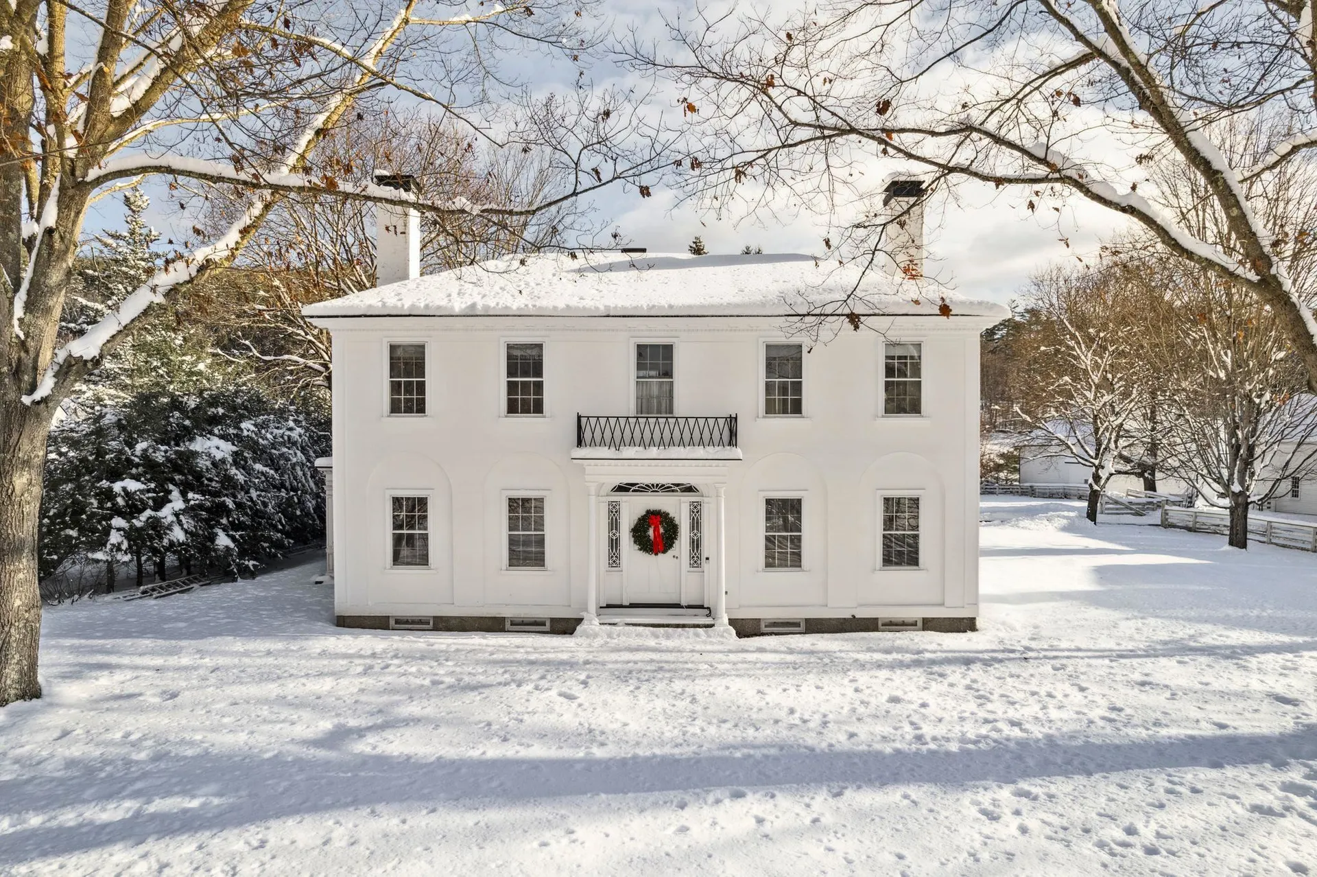 17 Wheeler House Drive Orford NH 03777