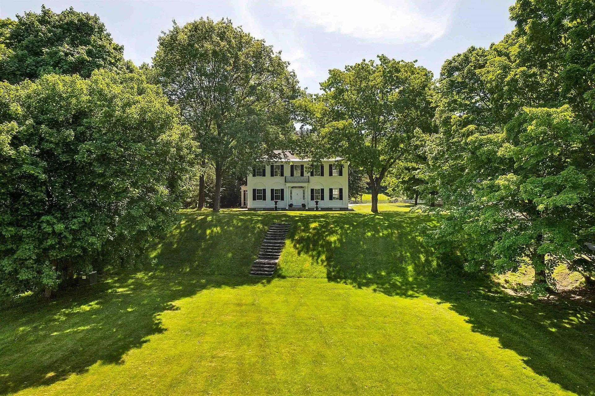 17 Wheeler House Drive Orford NH 03777