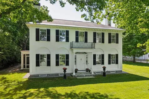 17 Wheeler House Drive Orford NH 03777