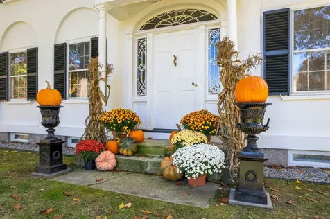 17 Wheeler House Drive Orford NH 03777