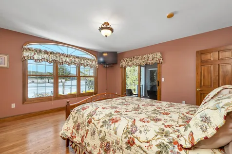 31 Blackey Cove Road Moultonborough NH 03254