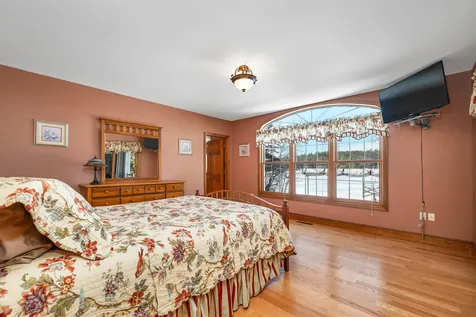 31 Blackey Cove Road Moultonborough NH 03254
