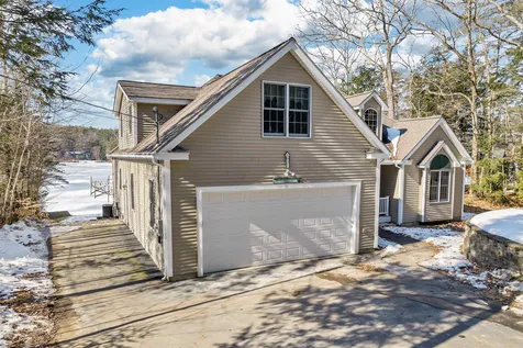 31 Blackey Cove Road Moultonborough NH 03254