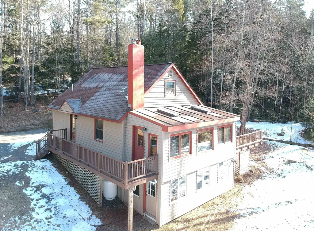 10 Brady Road Enfield NH 03748