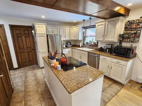 10 Brady Road Enfield NH 03748