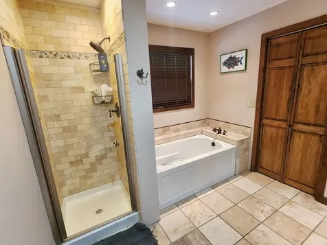 10 Brady Road Enfield NH 03748