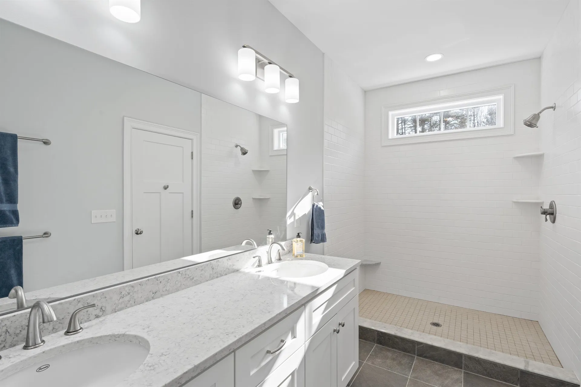 1 Bradford Way Amherst NH 03031