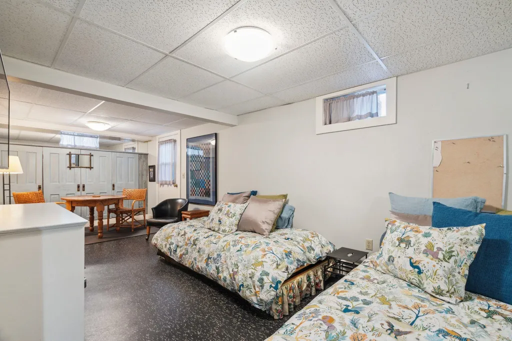25 Evans Road Wilmot NH 03287