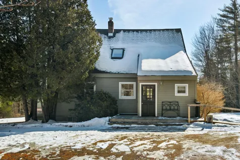 25 Evans Road Wilmot NH 03287