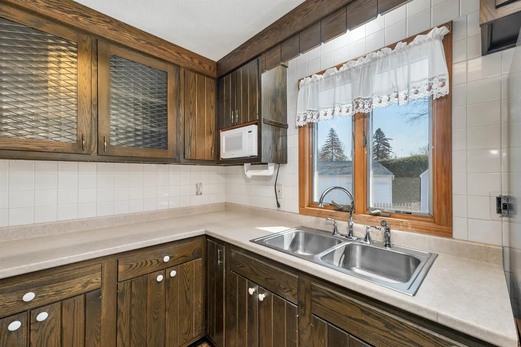 34 Indian Acres Drive Hinsdale NH 03451