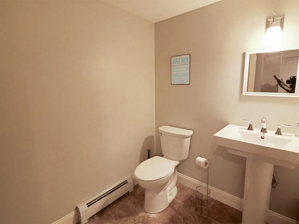 16 Laurel Drive Essex VT 05452