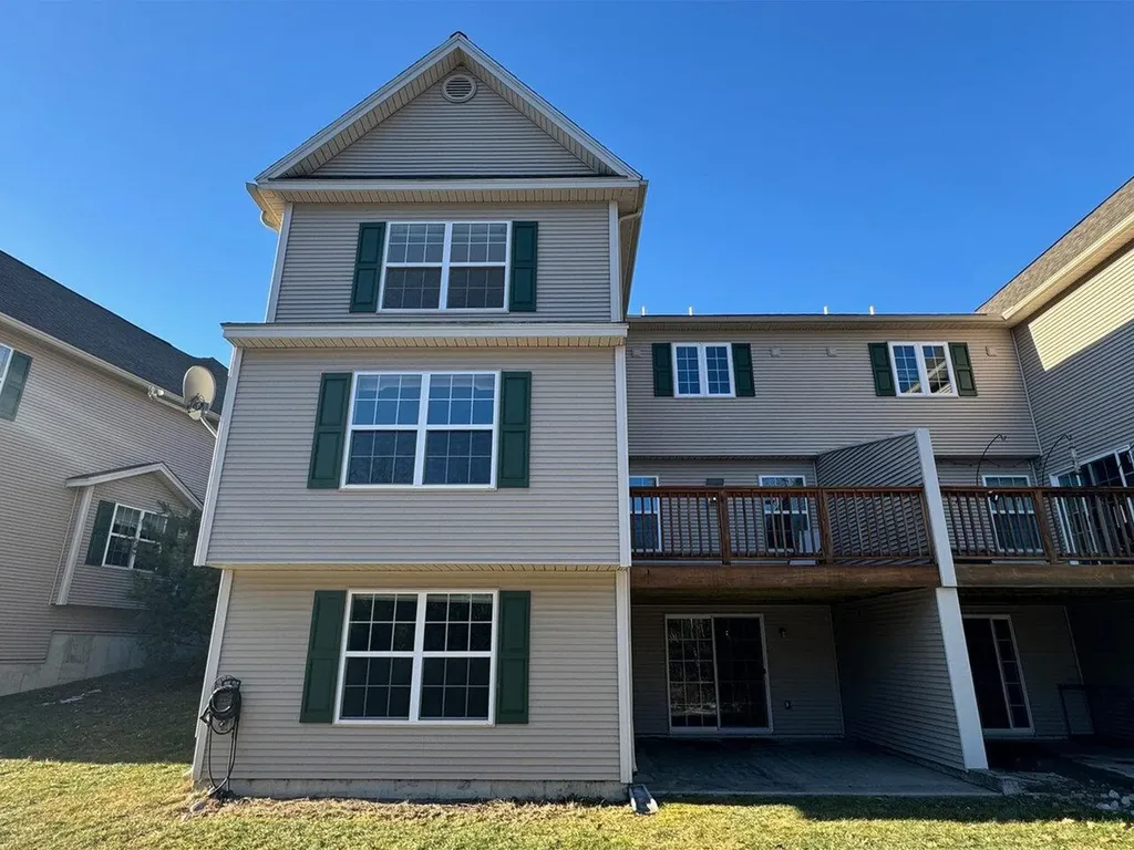 16 Laurel Drive Essex VT 05452
