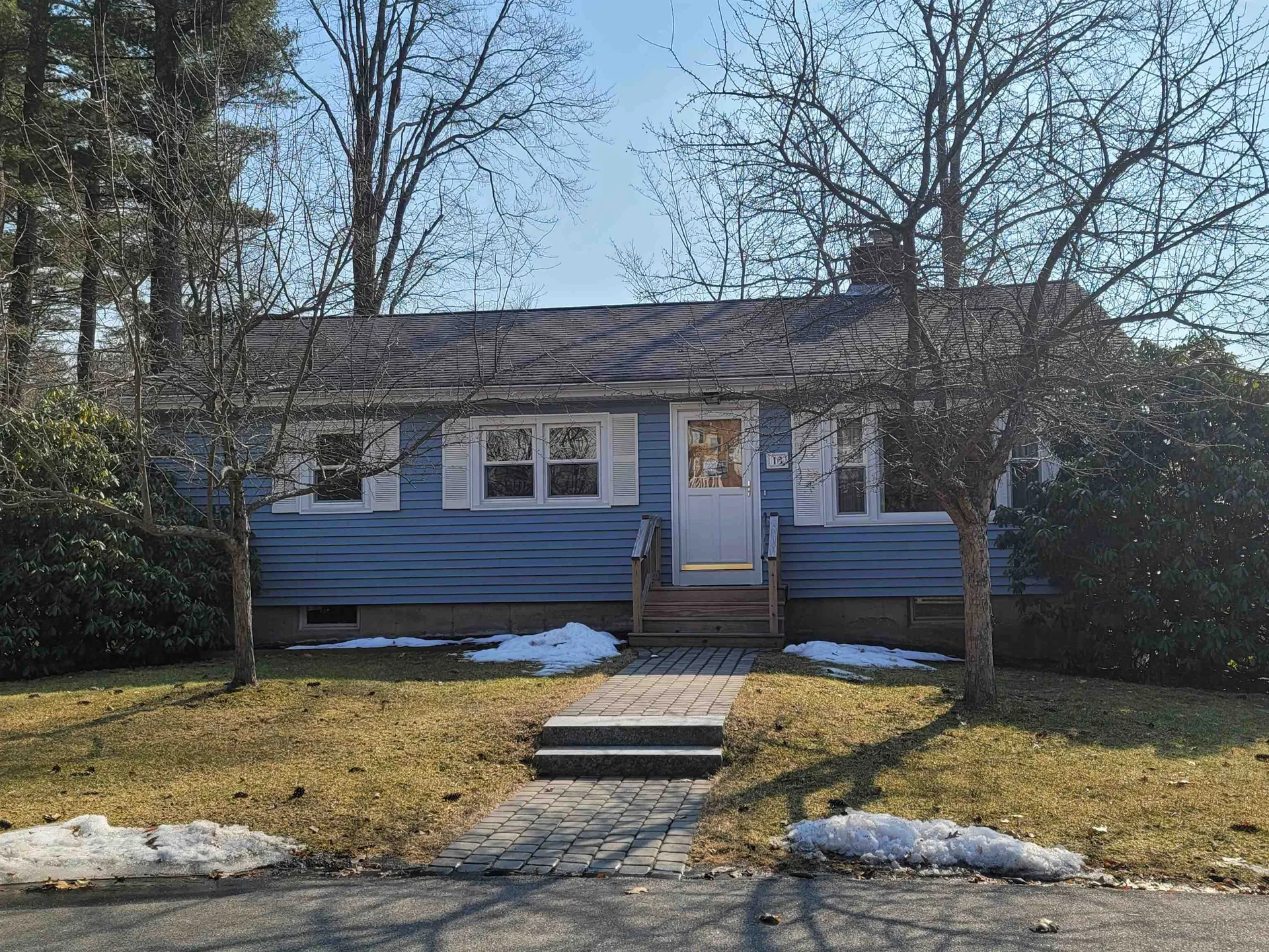13 Center Circle Plaistow NH 03865