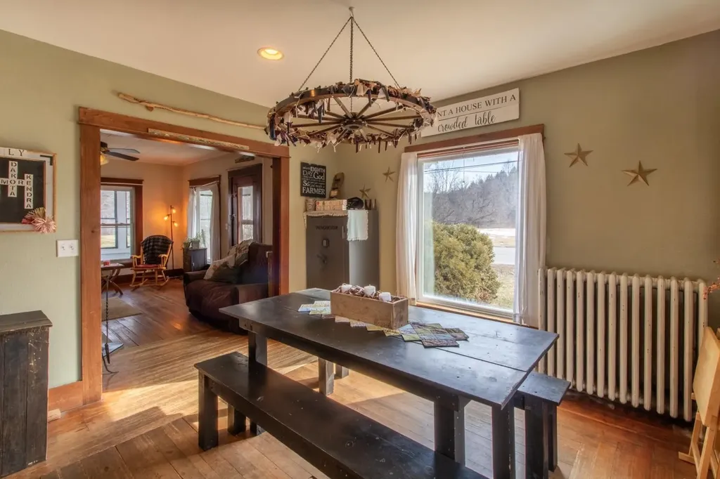 61 East Street Orleans VT 05860