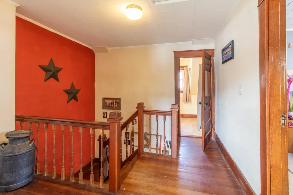 61 East Street Orleans VT 05860