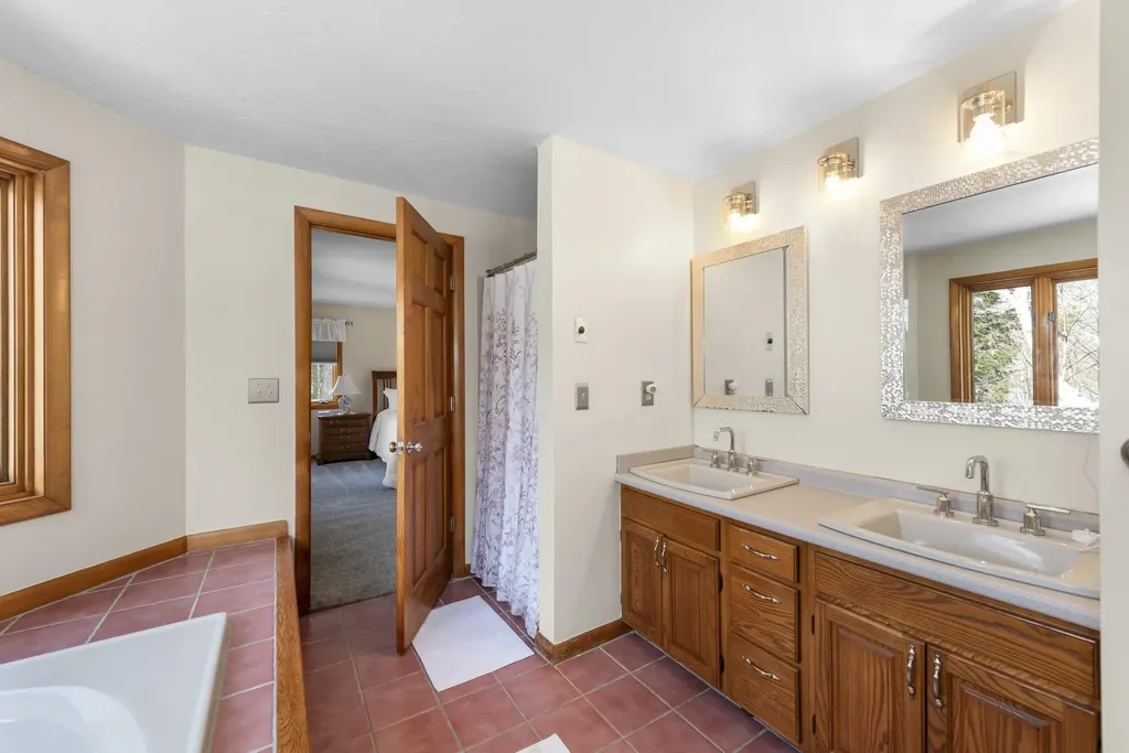 354 Upper Birch Drive Bristol NH 03222