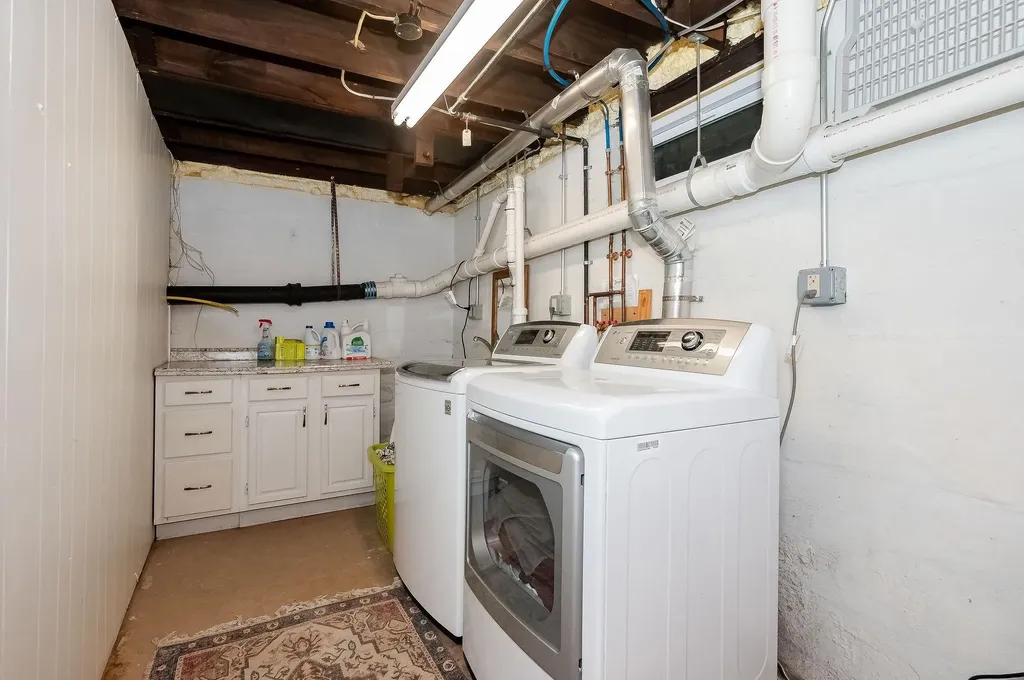 11 Leavitt Road Hampton NH 03842